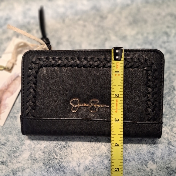 Jessica Simpson Wallet - Picture 8 of 9